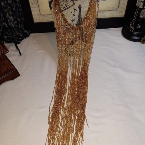 Stunning gold beaded long necklace - Picture 2 of 4
